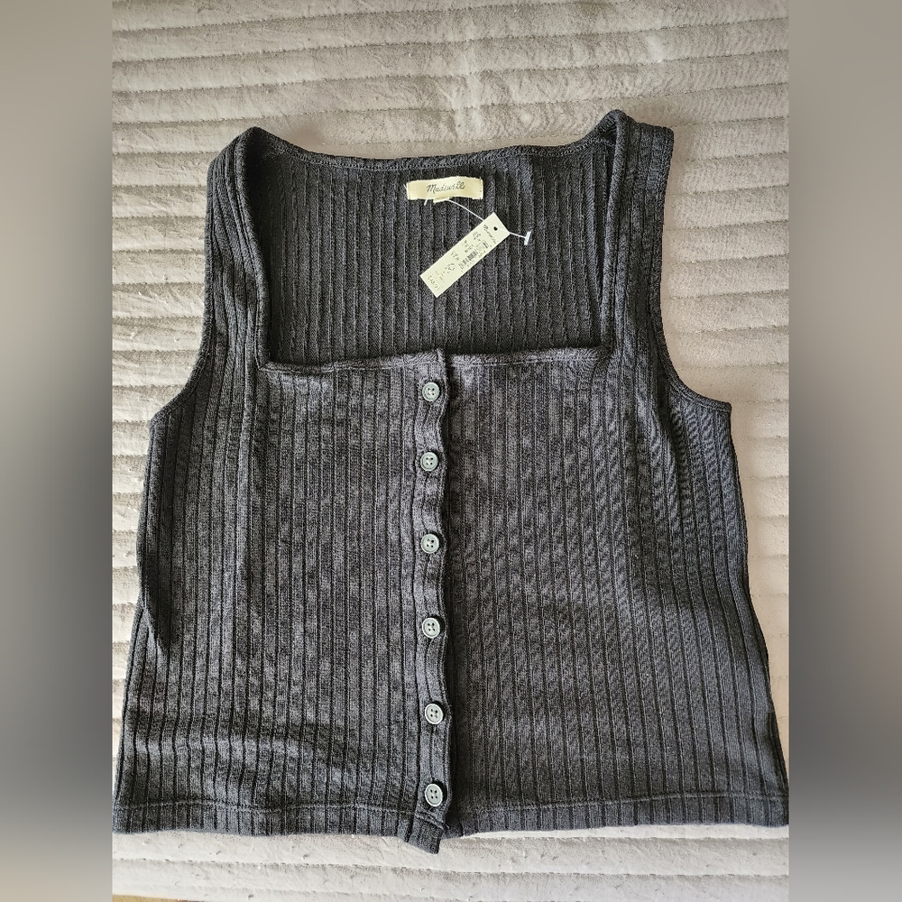 NWT button up crop top